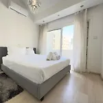Wealthystays Duplex In The Heart Of Апартаменты *