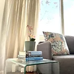 Wealthystays Duplex In The Heart Of Никосия