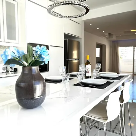 Wealthystays Duplex In The Heart Of Nikozja